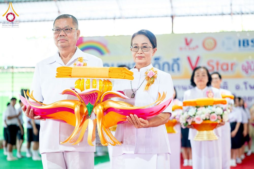 ภาพ No.265967:วันพุธที่ 5 พฤศจิกายน พ.ศ. 2568 (วันพระ ขึ้น 15 ค่ำ เดือน 12) พิธีทอดกฐิน ณ พุทธอุทยานนานาชาติ  อ.โพนพิสิย จ.หนองคาย