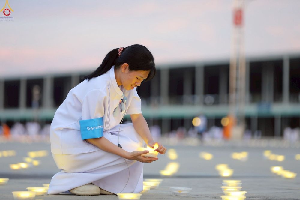 ภาพ No.240946:วันพุธที่ 27 สิงหาคม พ.ศ. 2568 พิธีจุดประทีป ในวันธรรมชัย ณ วัดพระธรรมกาย