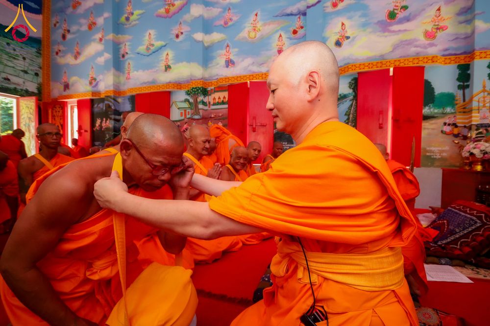 ภาพ No.285420:วันเสาร์ที่ 6 ธันวาคม พ.ศ.2568  พิธีอุปสมบทหมู่ ธรรมทายาท รุ่นบูชาธรรมมหาปูชนียาจารย์ ประจำปี 2568  ณ วัดเกาะแก้วประชานุรักษ์ ต.ชัยนาม อ.วังทอง จ.พิษณุโลก