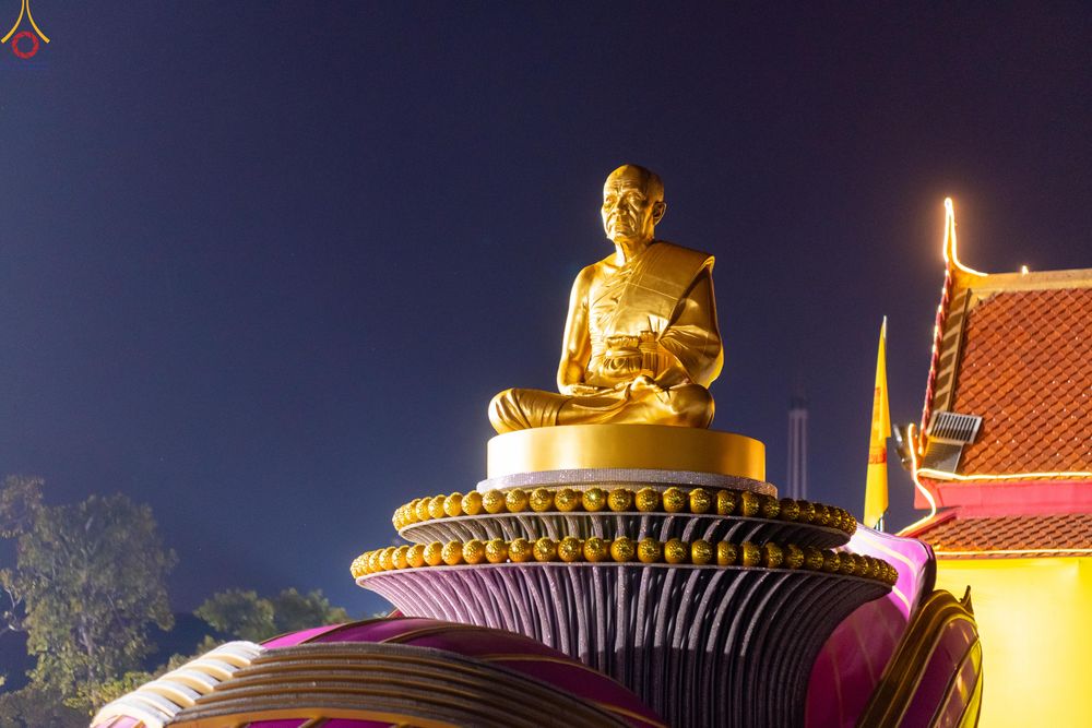 ภาพ No.294310:วันที่ 14 มกราคม พ.ศ. 2569 พิธีตักบาตรพระธรรมยาตรา ณ วัดสองพี่น้อง ต.ต้นตาล อ.สองพี่น้อง จ.สุพรรณบุรี ในโครงการธรรมยาตรา กตัญญูบูชา มหาปูชนียาจารย์ พระมงคลเทพมุนี(สด จนฺทสโร) พระผู้ปราบมาร อนุสรณ์สถาน 7 แห่ง ปีที่ 14