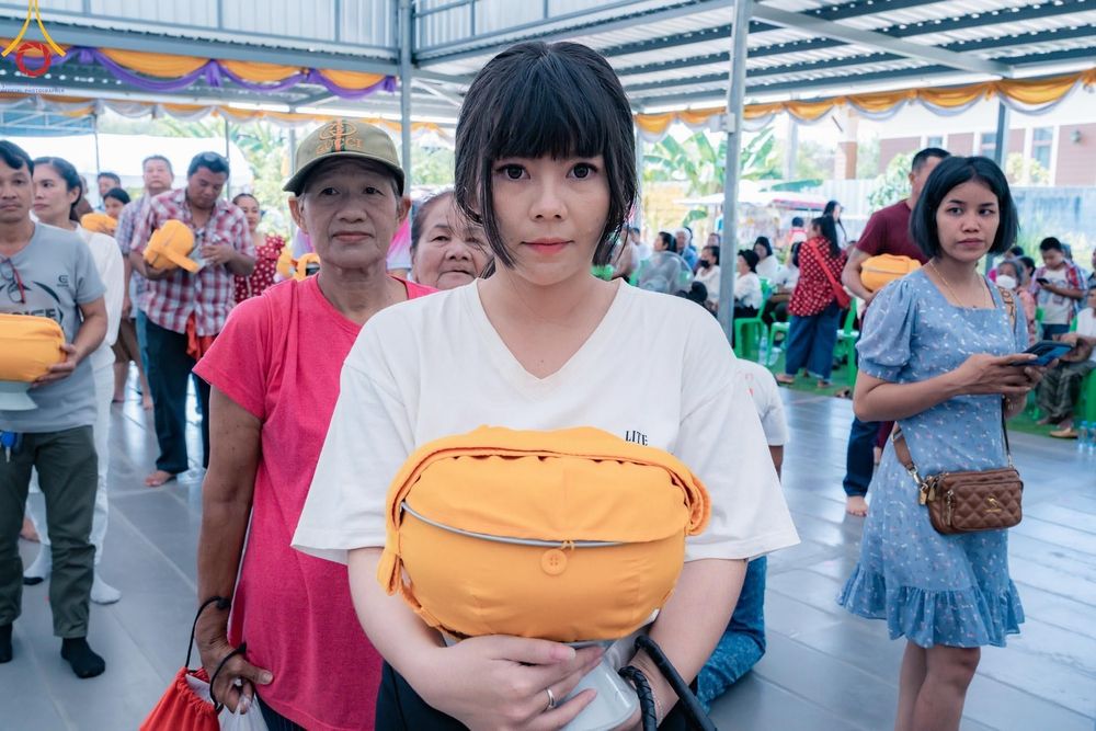 ภาพ No.133492:พิธีขอขมารับผ้าไตร, พิธีบรรพชาสามเณร, สามเณรออกบิณฑบาต ในโครงการบรรพชาสามเณร ฟื้นฟูพระพุทธศาสนาทั่วไทย  ณ ศูนย์ปฏิบัติธรรม และอบรมเยาวชนเมืองยะลา วันที่ 3 เมษายน พ.ศ. 2567