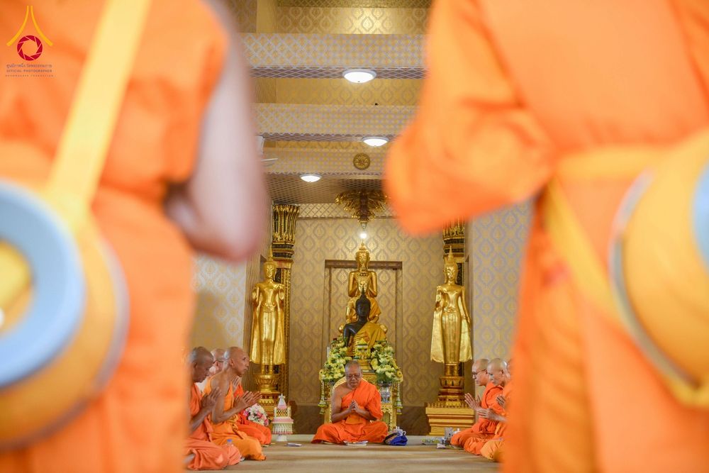 ภาพ No.278145:วันเสาร์ที่ 6 ธันวาคม พ.ศ. 2568 พิธีเวียนประทักษิณ ขอขมามอบผ้าไตร บรรพชาอุปสมบทหมู่ธรรมทายาท จำนวน 53 รูป โครงการอุปสมบทหมู่ รุ่นบูชาธรรมมหาปูชนียาจารย์ ประจำปี 2568 จังหวัดสระบุรี