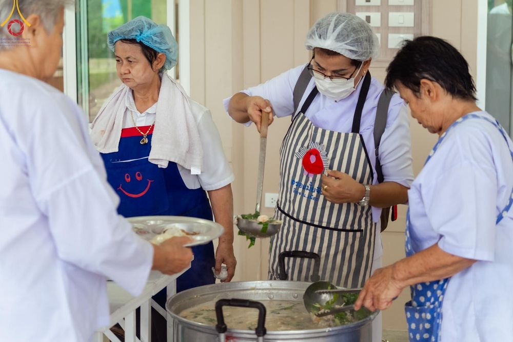 ภาพ No.157010:โครงการ อุบาสกแก้ว อุบาสิกาแก้ว รุ่นที่ 3 ตัวแทนทอดกฐินสามัคคีทั่วไทย 30,000 วัด ระหว่างวันที่ 20-22 กันยายน พ.ศ. 2567 ณ ธุดงคสถานชลบุรี