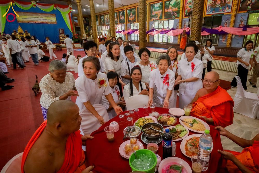 ภาพ No.285436:วันเสาร์ที่ 6 ธันวาคม พ.ศ.2568  พิธีอุปสมบทหมู่ ธรรมทายาท รุ่นบูชาธรรมมหาปูชนียาจารย์ ประจำปี 2568  ณ วัดเกาะแก้วประชานุรักษ์ ต.ชัยนาม อ.วังทอง จ.พิษณุโลก