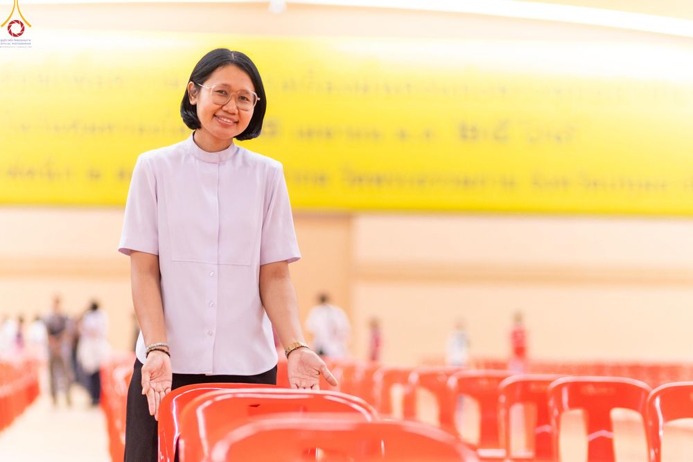 ภาพ No.322781:วันที่ 15-18 เมษายน พ.ศ.2569 การเเตรียมโต๊ะฉัน , เตรียมจุดพักค้าง , เรียงเก้าอี้ , เรียงกล่องไทยธรรม  เพื่องานถวายมหาสังฆทาน 40,000 กว่าวัดทั่วประเทศ วันคุ้มครองโลก 22 เมษายน พ.ศ.2569 วัดพระธรรมกาย