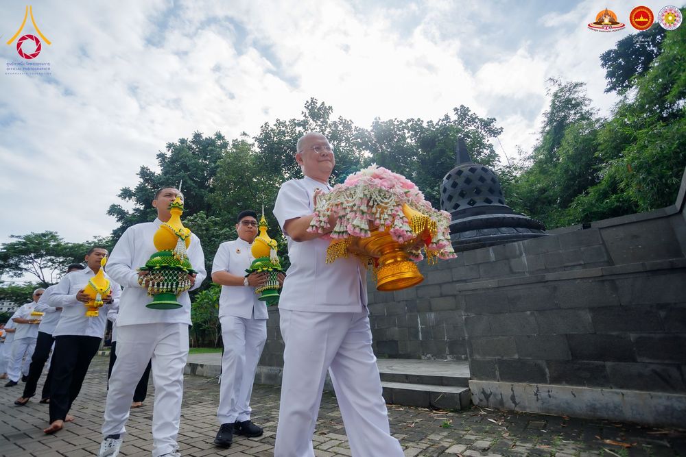 ภาพ No.283610:วันเสาร์ที่ 20 ธันวาคม  2568 พิธีบรรพชาสามเณร ณ ประเทศอินโดนีเซีย