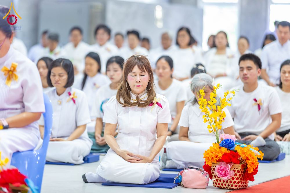 ภาพ No.315631:วันอาทิตย์ ที่ 22 มีนาคม พ.ศ. 2569 พิธีทอดผ้าป่าฉลองพระประธาน พิธีประดิษฐานพระบรมสารีริกธาตุในองค์พระประธาน พิธีจารึกชื่อบรรจุในแผ่นฌาน ณ ศูนย์ปฏิบัติธรรมสมุทรปราการ (บางบ่อ)