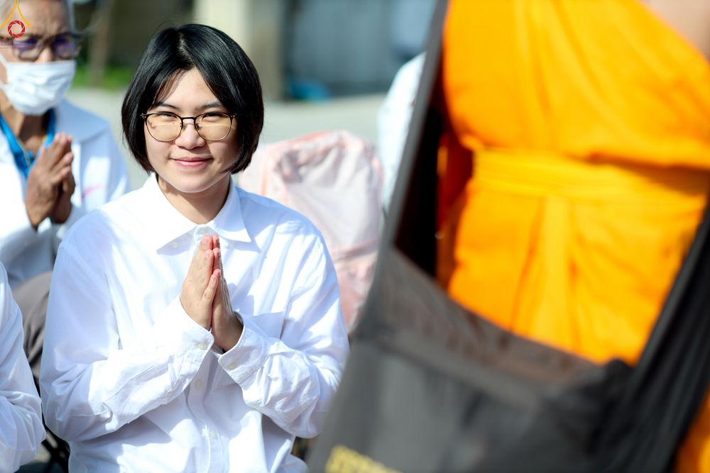 ภาพ No.287456:วันที่ 3 มกราคม พ.ศ. 2569 พิธีต้อนรับพระธรรมยาตรา ในโครงการธรรมยาตรา กตัญญูบูชา มหาปูชนียาจารย์ พระมงคลเทพมุนี(สด จนฺทสโร) พระผู้ปราบมาร อนุสรณ์สถาน 7 แห่ง ปีที่ 14 ณ อนุสรณ์สถานมหาวิหารพระมงคลเทพมุนี (โลตัสแลนด์) อ.สองพี่น้อง จ.สุพรรณบุรี