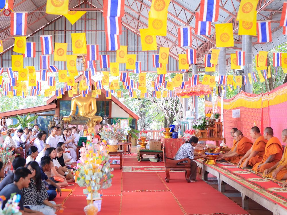 ภาพ No.284010:วันเสาร์ ที่ 1 พฤศจิกายน 2568 พิธีทอดกฐินสามัคคีทั่วไทย โดยคณะศิษยานุศิษย์ บูชาธรรม 81 ปี หลวงพ่อธัมมชโย ณ วัดทุ่งศาลา ต.บ้านเก่า อ.เมือง​กาญจนบุรี​ จ.กาญจนบุรี​