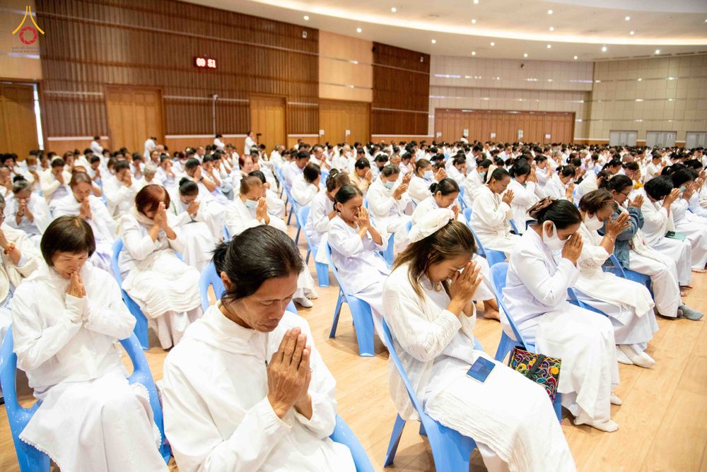 ภาพ No.344397:วันที่ 21-23 สิงหาคม พ.ศ. 2569 สัมมนารวมใจผู้นำบุญ บูชาธรรม 82 ปี หลวงพ่อธัมมชโย รุ่นที่ 1 กฐินสามัคคีทั่วไทย 30,000 วัด โครงการอุปสมบทบูชาธรรมมหาปูชนียาจารย์ 3,000 รูป  ณ ศูนย์ปฏิบัติธรรมเวิล์ดพีช วัลเล่ย์ จ.นครราชสีมา