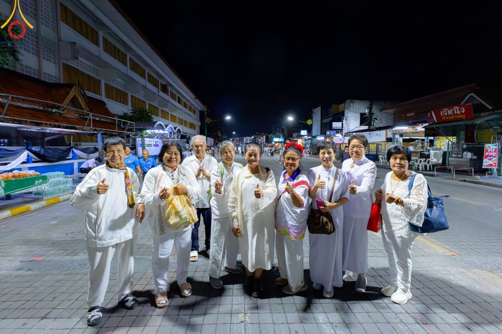 ภาพ No.311154:วันเสาร์ที่ 28 กุมภาพันธ์ พ.ศ. 2569 พิธีตักบาตรพระมหากุศล 11,250 รูป เฉลิมฉลอง 1,250 ปีศรีธรรมราชเจดีย์ สู่มรดกโลก ณ ถนนราชดำเนิน บริเวณหน้าวัดพระมหาธาตุวรมหาวิหาร อ.เมือง จ.นครศรีธรรมราช