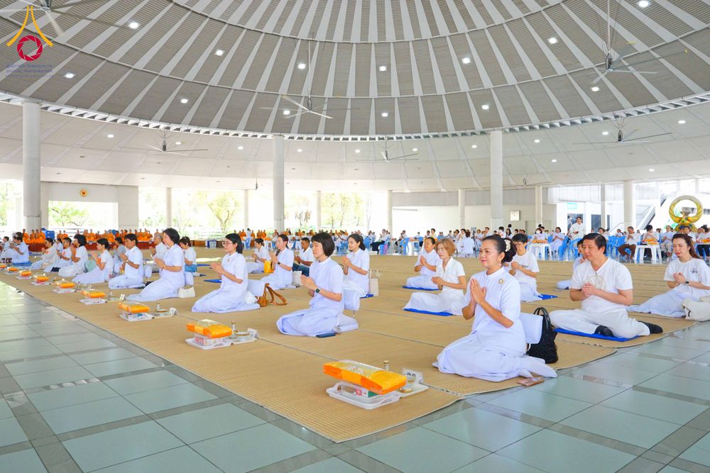 ภาพ No.316424:วันเสาร์ที่ 21 มีนาคม พ.ศ.2569 พิธีถวายภัตตาหารเมนูสวรรค์ เพื่อการบรรลุธรรม ณ หอฉันคุณยายอาจารย์ฯ วัดพระธรรมกาย