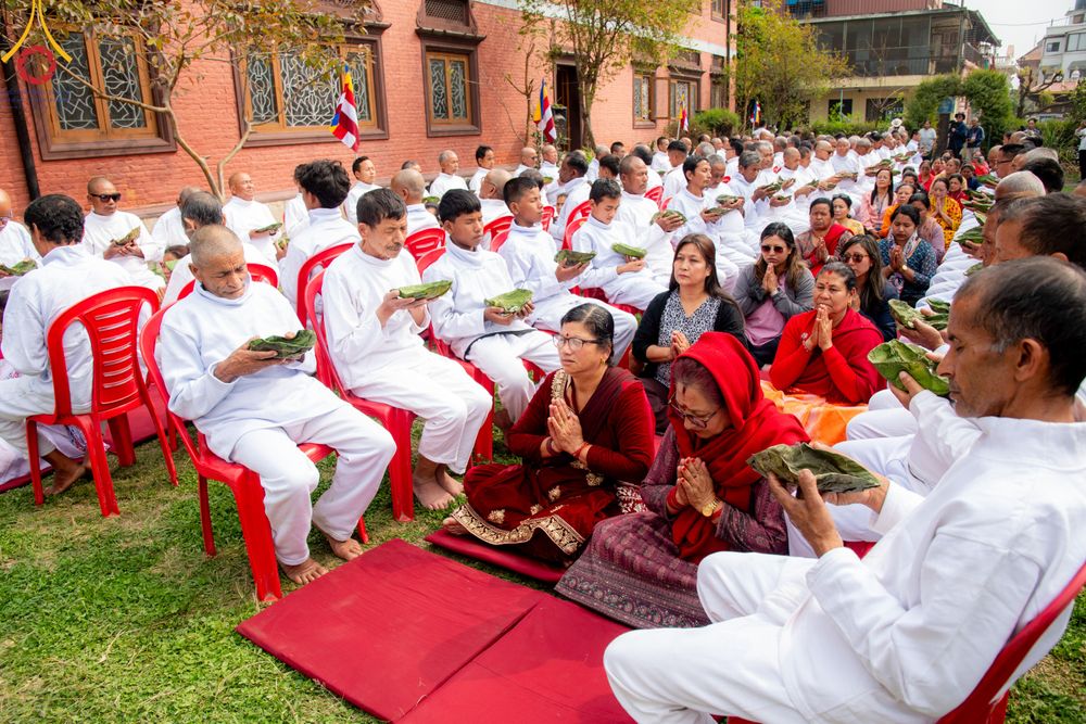 ภาพ No.313345:วันพุธที่ 11 มีนาคม พ.ศ. 2569 พิธีตัดปอยผมโครงการบรรพชาสามเณร  ณ วัดอเชศวร (Aksheswar Mahavihar) ประเทศเนปาล