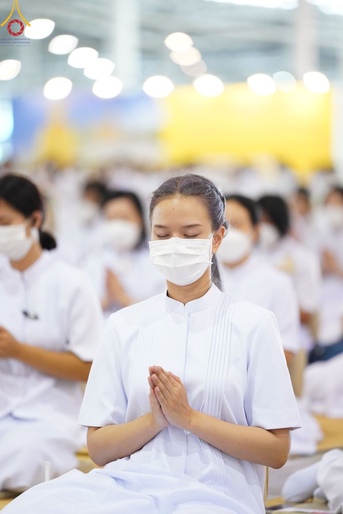 ภาพ No.78945:พิธีตักบาตร ข้าวสารอาหารแห้ง พิธีบูชาข้าวพระ ในวันอาทิตย์ต้นเดือนที่ 2 เมษายน พ.ศ. 2566