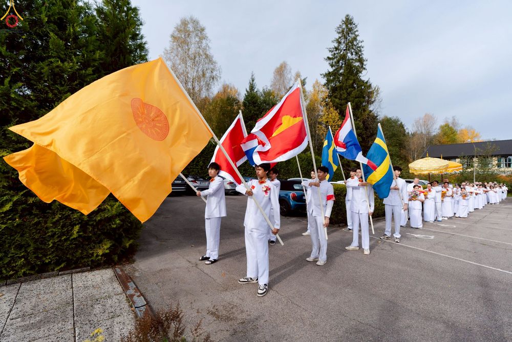 ภาพ No.254092:วันที่ 12 ตุลาคม พ.ศ. 2568 พิธีทอดกฐินวัดพระธรรมกายบูโรส ประเทศสวีเดน