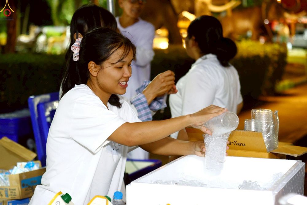 ภาพ No.236804:วันที่ 26-27 กรกฎาคม พ.ศ. 2568 ภาพการเตรียมงาน - เก็บงาน มหาสังฆทานครั้งยิ่งใหญ่ ตักบาตรพระ 1,000 รูป ทำบุญเมืองพัทลุง