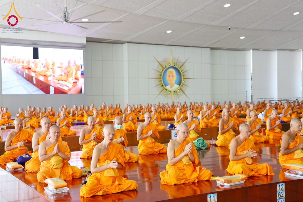 ภาพ No.263047:วันที่ 21 ตุลาคม พ.ศ. 2568 (วันพระ แรม 14 ค่ำ เดือน 11) พิธีบุพเปตพลี ครั้งที่ 171 ร่วมอุทิศบุญแด่หมู่ญาติที่ล่วงลับไปแล้ว และสืบทอดอายุพระพุทธศาสนา ณ หอฉันคุณยายอาจารย์ฯ วัดพระธรรมกาย