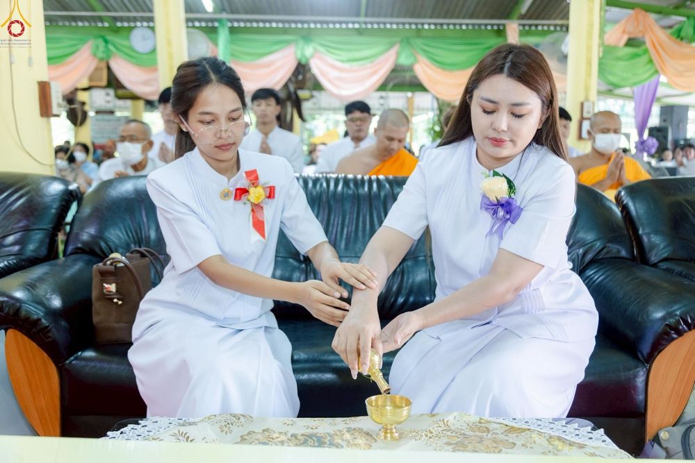 ภาพ No.266547:วันที่ 25 ตุลาคม พ.ศ. 2568 พิธีทอดกฐินสามัคคีทั่วไทย ณ วัดสว่างอารมณ์ ต.ป่าโมก อ.ป่าโมก จ.อ่างทอง โดยคณะศิษยานุศิษย์ บูชาธรรม 81 ปี หลวงพ่อธัมมชโย