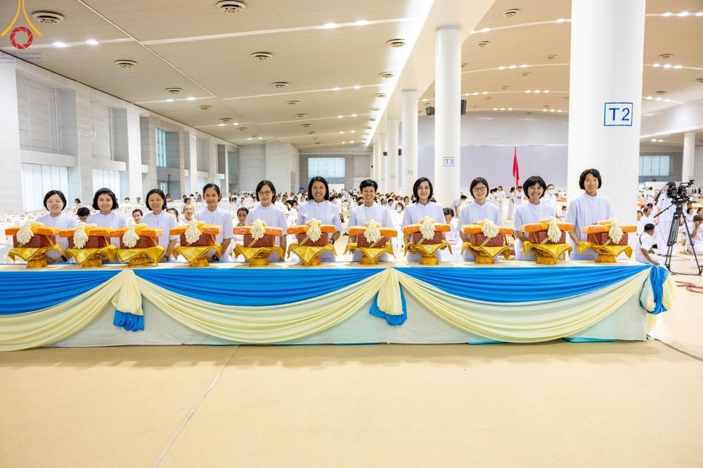 ภาพ No.139757:พิธีมุทิตาพระมหาอุปสมบทอุทิศชีวิต วันอาทิตย์ต้นเดือนที่ 2 มิถุนายน พ.ศ. 2567 ณ ห้องแก้วสารพัดนึก 1 วัดพระธรรมกาย