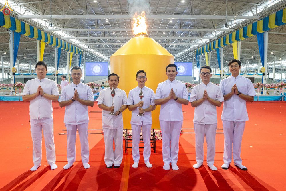 ภาพ No.286268:วันอาทิตย์ที่ 13 กรกฎาคม พ.ศ.2568 พิธีปฎิบัติธรรม และพิธีจุดเทียนใจ ไฟนิรันดร์ อนันตชัย ณ สภาธรรมกายสากล วัดพระธรรมกาย