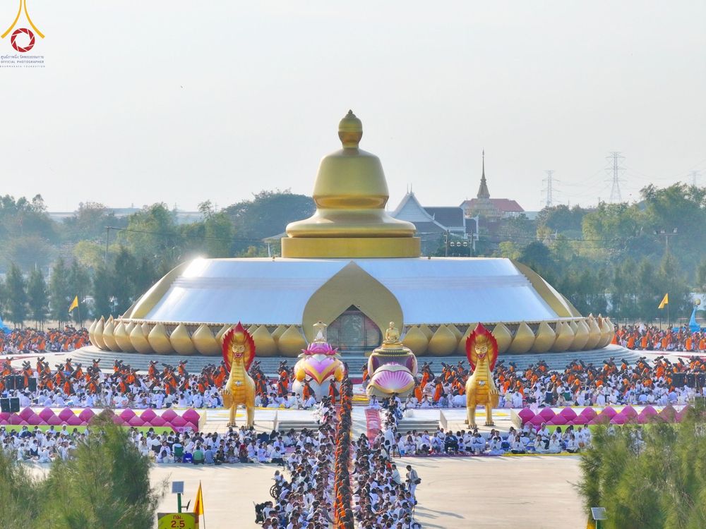 ภาพ No.198171:พิธีต้อนรับพระธรรมยาตรา ณ อนุสรณ์สถานลำดับที่ 5 สถานที่เผยแผ่วิชชาธรรมกายครั้งแรก อนุสรณ์สถานบางปลา วัดบางปลา อำเภอบางเลน จังหวัดนครปฐม ในโครงการธรรมยาตรา กตัญญูบูชา มหาปูชนียาจารย์ พระมงคลเทพมุนี(สด จนฺทสโร) พระผู้ปราบมาร ปีที่ 13 วัน 19 มกราคม พ.ศ.2568