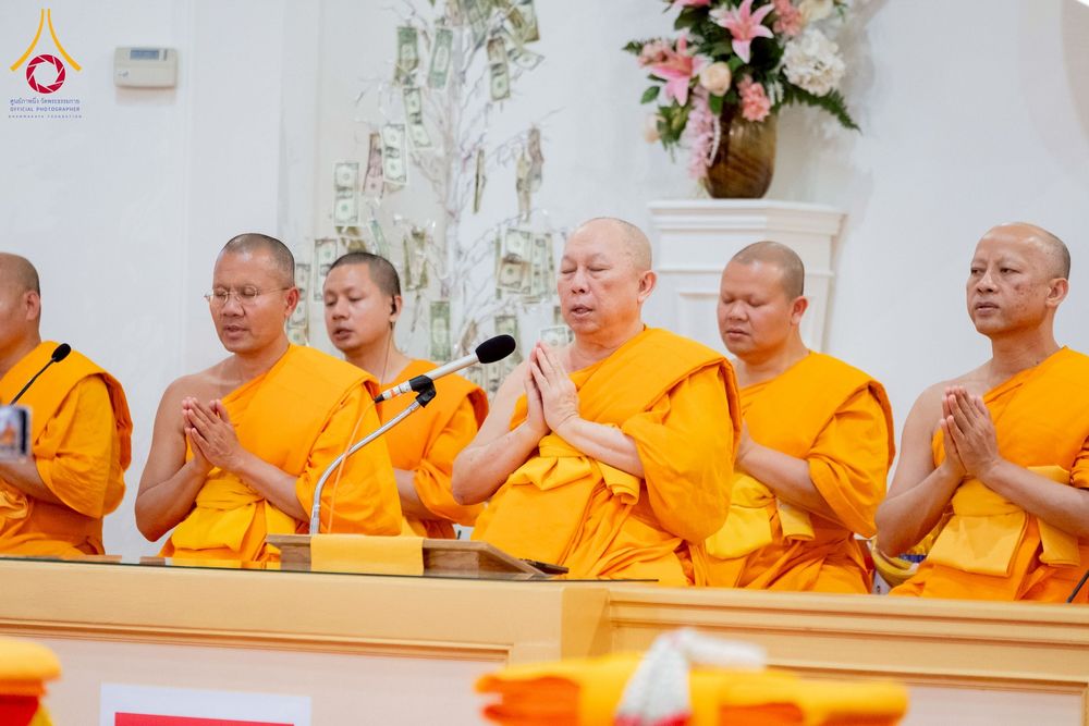 ภาพ No.274297:วันอาทิตย์ที่ 26 ตุลาคม พ.ศ. 2568  พิธีทอดกฐินธรรมชัย สร้างทุกสิ่ง ณ วัดพระธรรมกายออเรกอน ประเทศสหรัฐอเมริกา