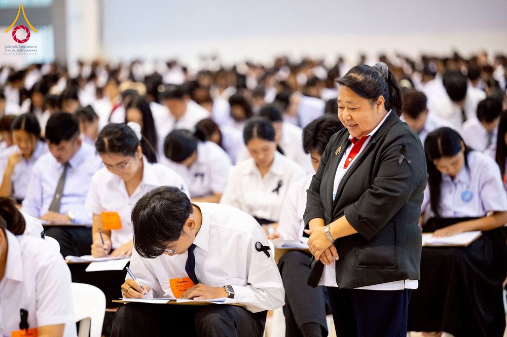 ภาพ No.273333:วันที่ 23 พฤศจิกายน พ.ศ. 2568 การสอบตอบปัญหาธรรมะ ทางก้าวหน้า "ระดับอุดมศึกษา" ณ ห้องแก้วสารพัดนึก 1 สภาธรรมกายสากล วัดพระธรรมกาย จ.ปทุมธานี