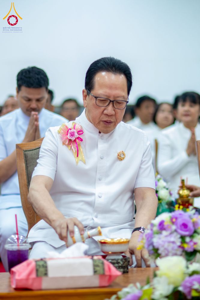 ภาพ No.315366:วันอังคารที่ 24 มีนาคม พ.ศ. 2569 พิธีบำเพ็ญกุศล คุณพ่อณรงค์ จินตมากุล  สิริอายุ 99 ปี 11 เดือน โยมบิดา พระครูปลัดรัตนวีรวัฒน์ (รังสฤษดิ์ อิทฺธิจินตโก) ที่ปรึกษาเจ้าคณะจังหวัดปทุมธานี เจ้าอาวาสวัดพระธรรมกาย  ณ ห้องปลูกศรัทธา 2 วัดพระธรรมกาย ปทุมธานี