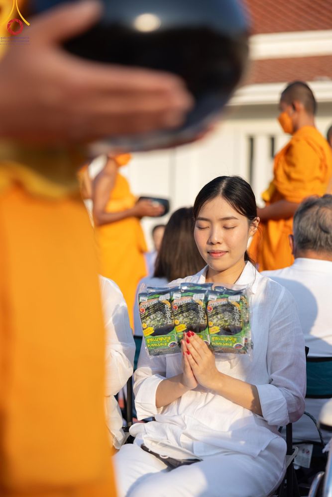 ภาพ No.116163:พิธีตักบาตรพระธรรมยาตรา ณ อนุสรณ์สถานลำดับที่ 4 สถานที่เกิดด้วยกายธรรม วัดโบสถ์(บน) จ.นนทบุรี วันที่ 21 มกราคม พ.ศ. 2567
