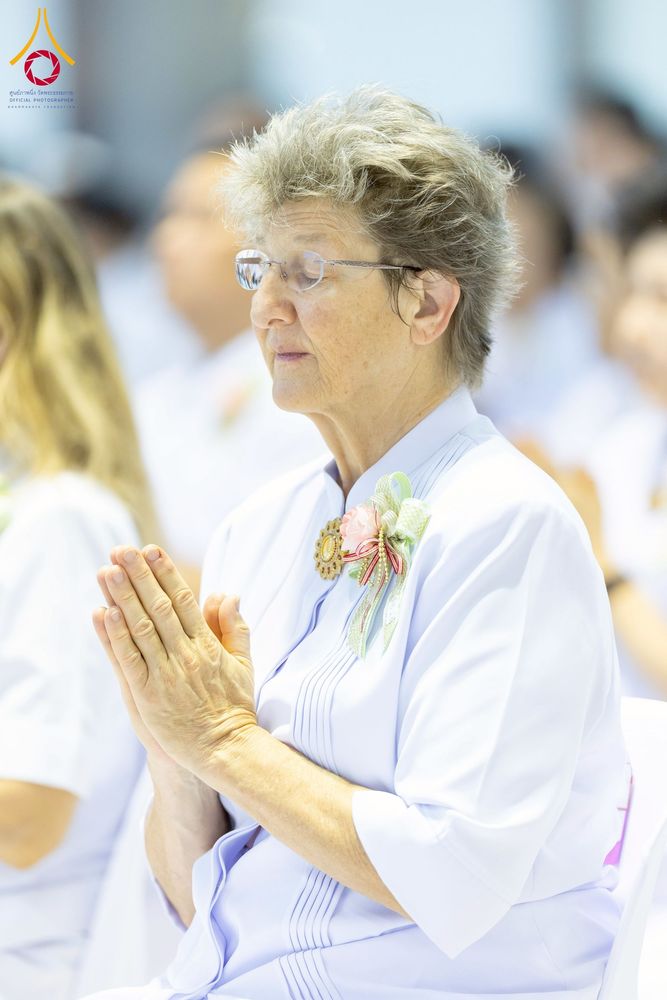 ภาพ No.264689:วันอาทิตย์ที่ 2 พฤศจิกายน พ.ศ. 2568 พิธีทอดกฐินสามัคคี ณ สภาธรรมกายสากล วัดพระธรรมกาย