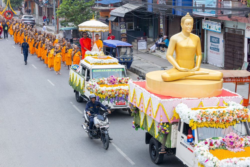 ภาพ No.317050:วันเสาร์ที่ 28 มีนาคม พ.ศ.2569 ธรรมยาตราจาริก ณ ซุ้มประตูลุมพินีเกต(Lumbini Gate) ประเทศเนปาล