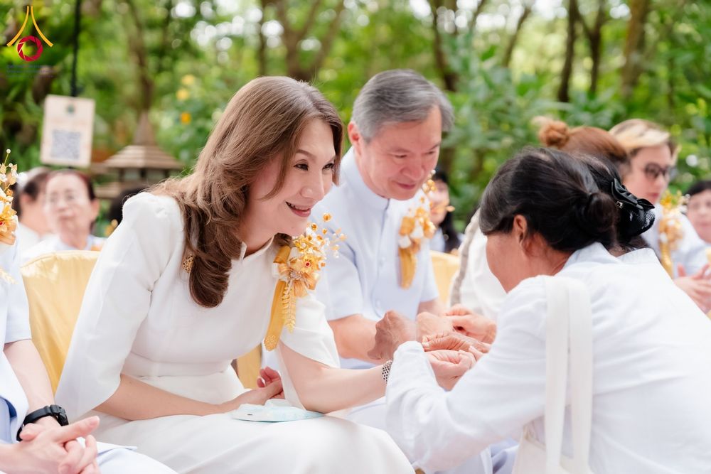 ภาพ No.171740:พิธีทอดกฐิน ศูนย์ปฏิบัติธรรมแก้วเมืองเลย วันที่ 27 ตุลาคม พ.ศ. 2567