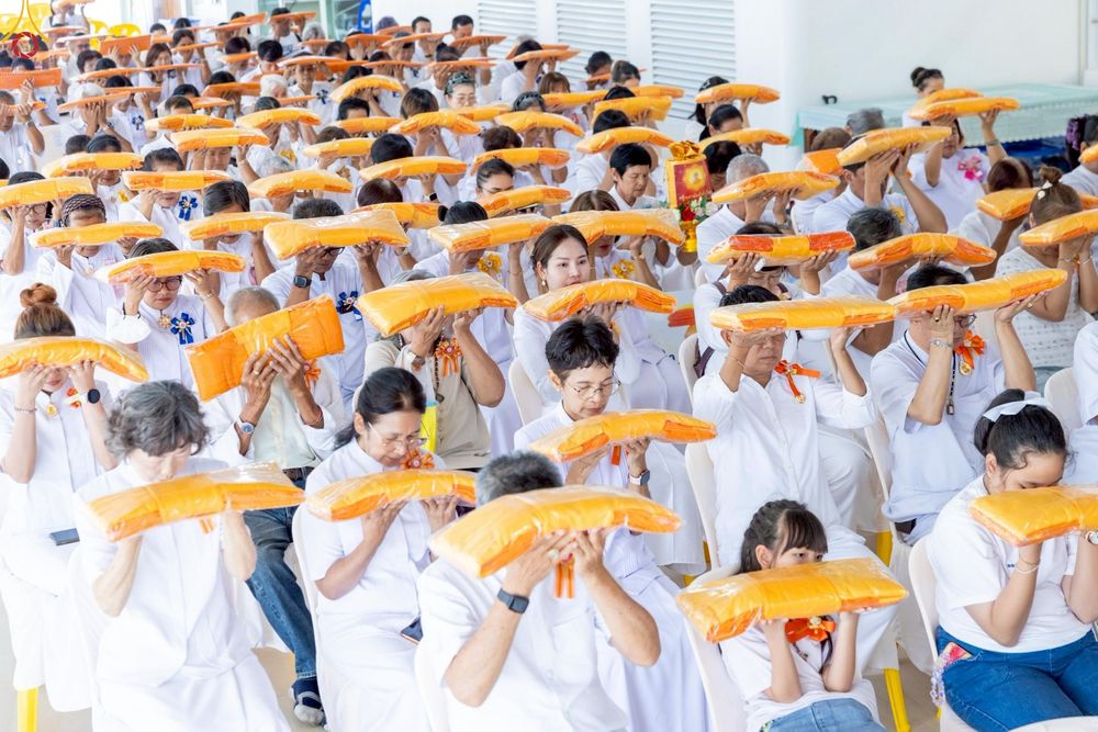 ภาพ No.268530:วันพฤหัสบดีที่ 23 ตุลาคม พ.ศ. 2568 พิธีทอดกฐินเพื่อสร้างสุขพิมาน ณ ศูนย์ปฏิบัติธรรมภาคใต้ บางกล่ำ สงขลา