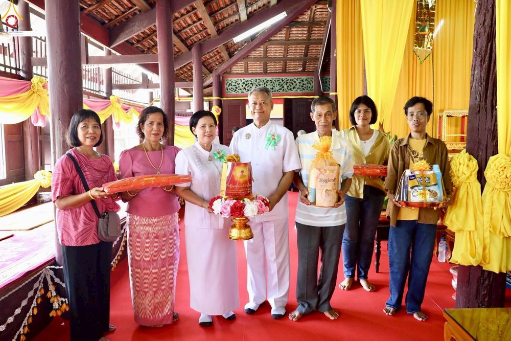 ภาพ No.253926:วันที่ 12 ตุลาคม พ.ศ. 2568 พิธีทอดกฐินสามัคคีทั่วไทย 30,000 วัด โดยคณะศิษยานุศิษย์ บูชาธรรม 81 ปี หลวงพ่อธัมมชโย ณ วัดบางกะเจ้ากลาง อ.พระประแดง จ.สมุทรปราการ