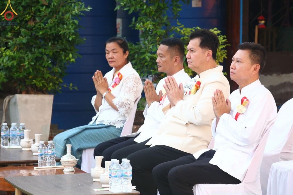 ภาพ No.135356:โครงการตักบาตรข้าวสารอาหารแห้งพระภิกษุสามเณร ๑,๐๐๐ รูป วันอังคารที่ ๙ เมษายน พ.ศ.๒๕๖๗ ณ ถนนหน้าที่ว่าการอำเภอคลองขลุง (เส้นเลียบแม่น้ำปิง) ตำบลคลองขลุง อำเภอคลองขลุง จังหวัดกำแพงเพชร