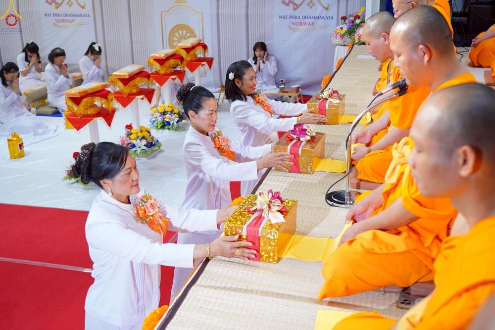 ภาพ No.256614:วันที่ 12 ตุลาคม พ.ศ. 2568 พิธีทอดกฐินวัดพระธรรมกายนอร์เวย์ ณ ประเทศนอร์เวย์ 