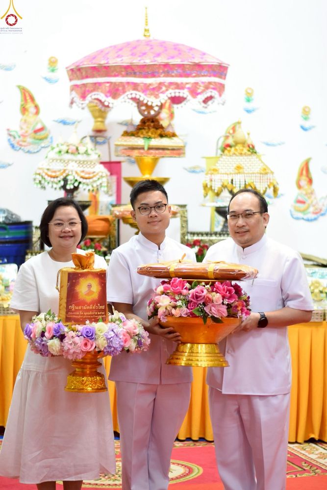 ภาพ No.253773:วันที่ 12 ตุลาคม พ.ศ. 2568 พิธีทอดกฐินสามัคคีทั่วไทย 30,000 วัด โดยคณะศิษยานุศิษย์ บูชาธรรม 81 ปี หลวงพ่อธัมมชโย ณ วัดดอกไม้ เขตยานนาวา กรุงเทพฯ