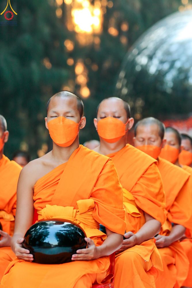 ภาพ No.107337:พิธีตักบาตรพระธรรมยาตราฯ ในโครงการธรรมยาตรากตัญญูบูชา มหาปูชนียาจารย์ พระมงคลเทพมุนี(สด จนฺทสโร) พระผู้ปราบมาร ปีที่ 12 ณ อนุสรณ์สถานมหาวิหารพระมงคลเทพมุนี อ.สองพี่น้อง จ.สุพรรณบุรี วันที่ 7 มกราคม พ.ศ. 2567