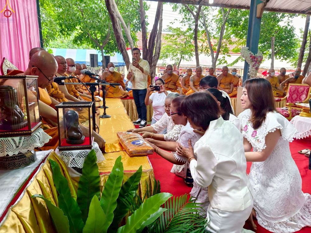 ภาพ No.252124:วันที่ 11 ตุลาคม พ.ศ. 2568 พิธีทอดกฐินสามัคคีทั่วไทย 30,000 วัด โดยคณะศิษยานุศิษย์ บูชาธรรม 81 ปี หลวงพ่อธัมมชโย ณ วัดห้วยจรเข้ อ.เมือง จ.นครปฐม