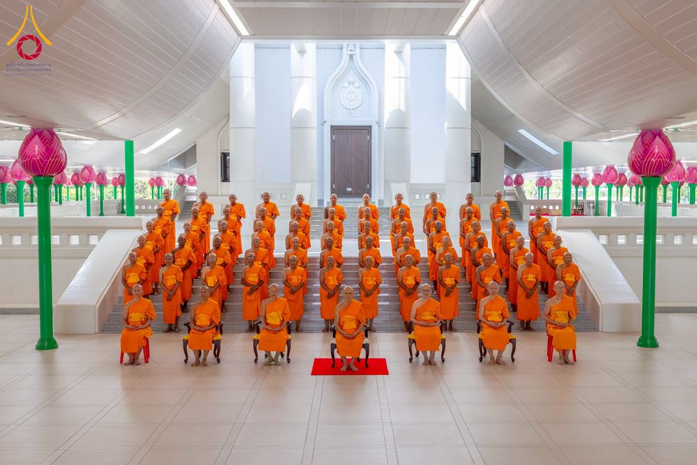 ภาพ No.275902:วันพุธที่ 3 ธันวาคม พ.ศ. 2568 พิธีบรรพชาอุปสมบท โครงการอุปสมบทบูชาธรรมมหาปูชนียาจารย์ ปี 2568 ณ โบสถ์พระไตรปิฏก วัดพระธรรมกาย