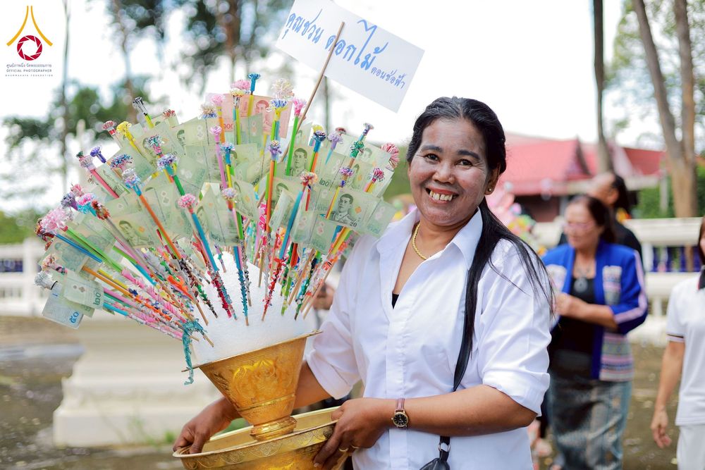 ภาพ No.275699:วันที่ 5 พฤศจิกายน พ.ศ. 2568 พิธีทอดกฐินสามัคคีทั่วไทย ณ วัดดอนหว้า (พิกุลทอง) อ.บ้านลาด จ.เพชรบุรี โดยคณะศิษยานุศิษย์ บูชาธรรม 81 ปี หลวงพ่อธัมมชโย