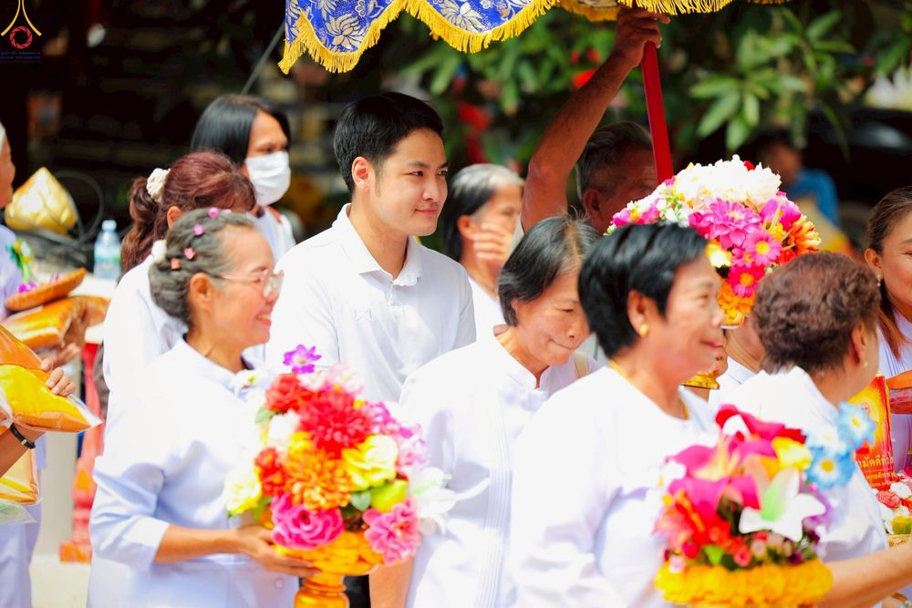 ภาพ No.268006:วันที่ 26 ตุลาคม พ.ศ. 2568 พิธีทอดกฐินสามัคคีทั่วไทย ณ วัดโพธิญาณ ต.หนองโพรง อ.ศรีมหาโพธิ จ.ปราจีนบุรี โดยคณะศิษยานุศิษย์ บูชาธรรม 81 ปี หลวงพ่อธัมมชโย