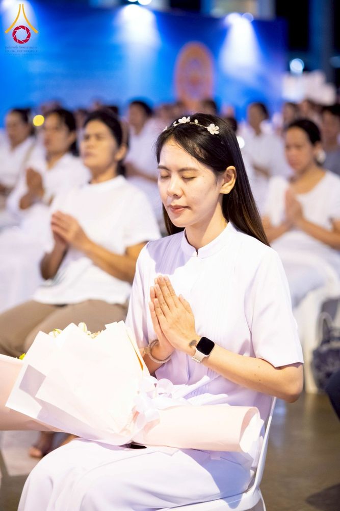 ภาพ No.266455:วันพุธที่ 5 พฤศจิกายน พ.ศ. 2568 (วันพระ ขึ้น 15 ค่ำ เดือน 12) พิธีฉลองชัยสวดมนต์ บทธัมมจักกัปปวัตตนสูตร ครบ 7,844,555,555 จบ ในวันลอยกระทง วัดพระธรรมกาย จ.ปทุมธานี