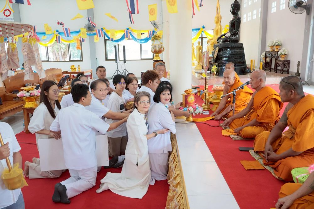 ภาพ No.265001:วันที่ 25 ตุลาคม พ.ศ. 2568 พิธีทอดกฐินสามัคคีทั่วไทย 30,000 วัด โดยคณะศิษยานุศิษย์ บูชาธรรม 81 ปี หลวงพ่อธัมมชโย ณ วัดท่าเยี่ยม อ.เมือง จ.สระบุรี