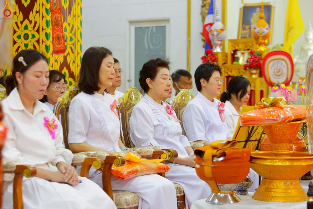 ภาพ No.261998:วันที่ 19 ตุลาคม พ.ศ. 2568 พิธีทอดกฐินสามัคคีทั่วไทย 30,000 วัด โดยคณะศิษยานุศิษย์ บูชาธรรม 81 ปี หลวงพ่อธัมมชโย ณ วัดตะพังทองหลาง ต.เมืองเก่า อ.เมือง จ.สุโขทัย