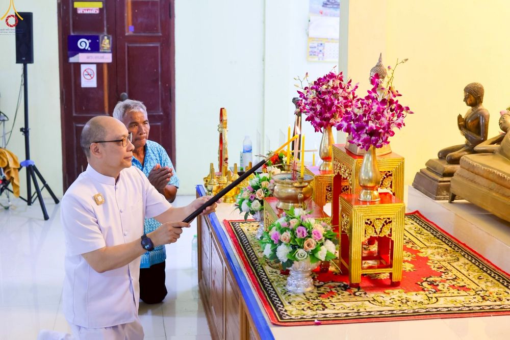 ภาพ No.253850:วันที่ 12 ตุลาคม พ.ศ. 2568 พิธีทอดกฐินสามัคคีทั่วไทย 30,000 วัด โดยคณะศิษยานุศิษย์ บูชาธรรม 81 ปี หลวงพ่อธัมมชโย ณ วัดหนองพะวา ต.บางบุตร อ.บ้านค่าย จ.ระยอง