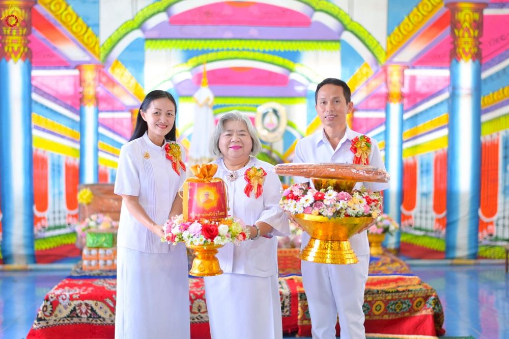 ภาพ No.263616:วันที่ 23 ตุลาคม พ.ศ. 2568 พิธีทอดกฐินสามัคคีทั่วไทย 30,000 วัด โดยคณะศิษยานุศิษย์ บูชาธรรม 81 ปี หลวงพ่อธัมมชโย ณ วัดไร่ดอน จ.ฉะเชิงเทรา