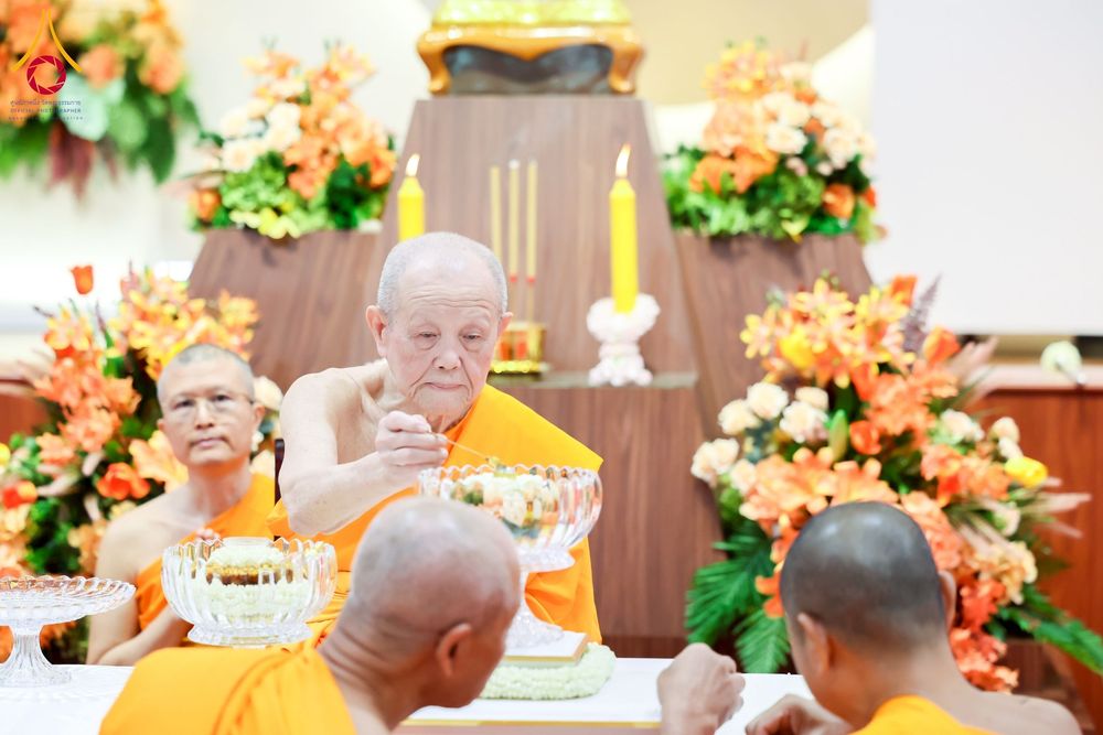ภาพ No.254757:วันที่ 15 ตุลาคม พ.ศ. 2568 พิธีบรรจุพระบรมสารีริกธาตุภายในพระเกตุองค์พระประธาน สมโภชพระประธาน พระธรรมกาย ณ ศูนยอบรมเยาวชนกาญจนบุรี