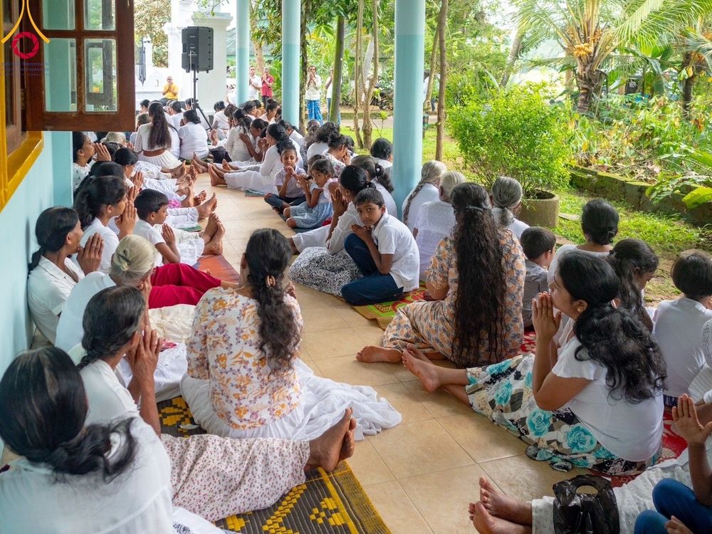 ภาพ No.97750:พระครูสมุห์สนิทวงศ์ วุฑฺฒิวํโส, ดร.  ผู้แทนวัดพระธรรมกาย ร่วมบุญถวายกฐิน ณ วัดกัลละปิติยะ มาตาเล ศรีลังกา Kathina Kalapitiya Matale SriLanka วันที่ 17 พฤศจิกายน พ.ศ. 2566