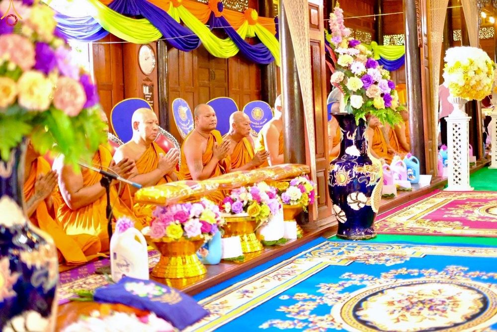 ภาพ No.261134:วันที่ 11 ตุลาคม พ.ศ. 2568 พิธีทอดกฐินสามัคคีทั่วไทย 30,000 วัด โดยคณะศิษยานุศิษย์ บูชาธรรม 81 ปี หลวงพ่อธัมมชโย ณ วัดชมพูพน อ.เมือง จ.เพชรบุรี